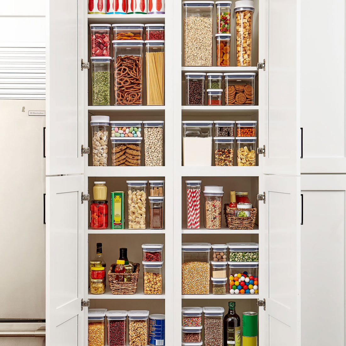 A Step-by-Step Guide to Organizing Your Kitchen Cabinets & Drawers